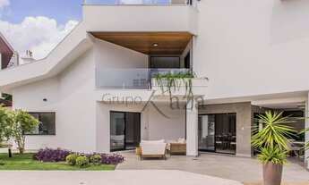 Imagem 4: Casa de condomínio sobrado para venda tem 510 metros quadrados com 4 quartos