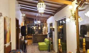 Imagem 6: Casa para venda tem 250 metros quadrados com 3 quartos em Arraial Dajuda - Porto Seguro