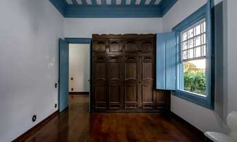 Imagem 5: Casa para venda possui 1138 metros quadrados com 5 quartos