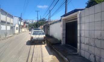 Imagem 3: Casa para venda possui 150 metros quadrados com 4 quartos em Rio Doce - Olinda - Pernambuc