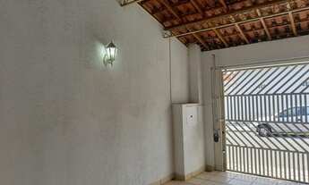 Imagem 2: CASA TÉRREA REGIÃO CENTRAL DE JACAREÍ, PERTO DE TUDO. 264 m2 de terreno e 190m2 de constr