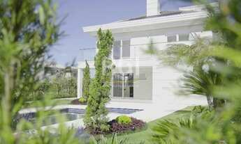 Imagem 4: Casa de condomínio para venda possui 361 metros quadrados com 3 quartos