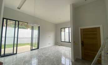 Imagem 4: Casa para venda tem 200 metros quadrados com 3 quartos em Albuquerque - Teresópolis - RJ