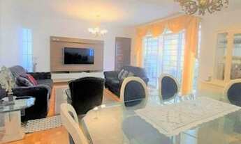 Imagem 3: Casa com 4 Quartos, 1 Suíte, 4 banheiros à Venda, 250 m² por R$ 1.100.000