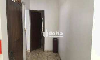 Imagem 6: Casa com 4 dormitórios à venda, 228 m² por R$ 700.000,00 - Oswaldo Rezende - Uberlândia/MG