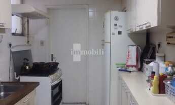 Imagem 7: 125,00 ÚTEIS. TRES DORMITÓRIOS. LIVING PARA DOIS AMBIENTES. 2 VAGAS DE GARAGEM