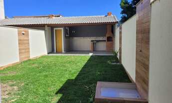 Imagem 2: Casa de 3 qts (1 suite), sala, banheiro, cozinha, área de churrasqueira, garagem