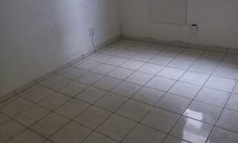 Imagem 4: Apartamento para venda possui 64 metros quadrados com 2 quartos em Jardim Las Palmas - Gua