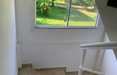 Imagem 2: Laurinho Imóveis - Quitinete em Muriqui próximo à praça