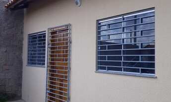 Imagem: Aluga-se uma casa no Bom sucesso