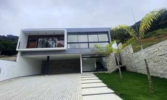 Imagem 2: Casa de condomínio para venda com 285 metros quadrados com 4 quartos