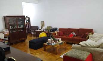 Imagem: Ótima planta em prédio charmoso!