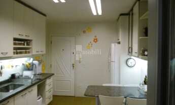 Imagem 6: Lindo Apartamento 3 Dorm(1suite)+2 vagas de garagem+Super Iluminado & Recém Reform