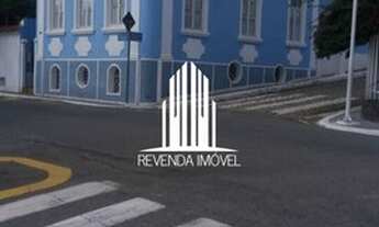 Imagem 2: Casa á venda com 4 Dormitórios 250M²