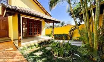 Imagem 4: Casa a venda com 400m² de área construída e 802m² de terreno com 4 quartos - Juiz de Fora