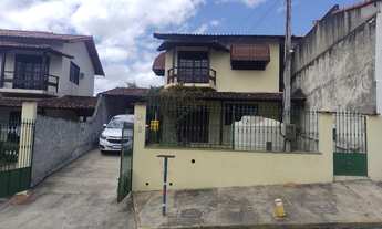 Imagem 4: Casa para venda possui 170 metros quadrados com 4 quartos em Centro - Maricá - RJ