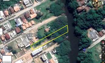 Imagem: Terreno com fundos pro RIO em Balneário