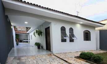 Imagem: Casa ampla com 2 dormitórios e churrasqueira