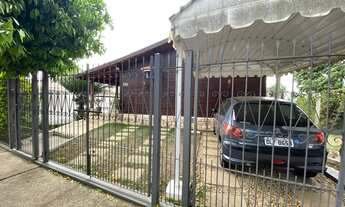 Imagem 2: Casa com ótima área de lazer e linda varanda com vista para a cidade de Águas de São Pedro