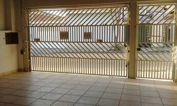 Imagem: CASA TÉRREA REGIÃO CENTRAL DE JACAREÍ