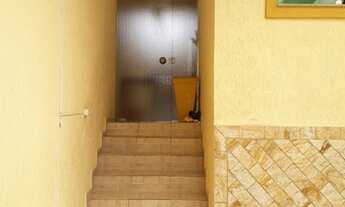 Imagem 2: Sobrado para venda possui 104 metros quadrados com 3 quartos em Vila Palmeiras - São Paulo