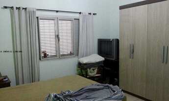 Imagem 2: Casa para Venda em Limeira, Vila Cristóvam, 3 dormitórios, 1 banheiro, 2 vagas