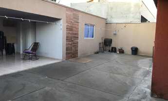 Imagem 2: Casa Garavelo possui 360 metros quadrados 04 quartos