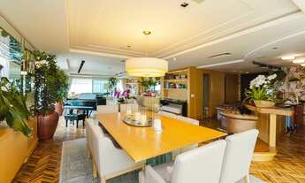 Imagem 2: Apartamento com 3 suítes e 4 vagas de garagem no bairro Três Figueiras em Porto Alegre