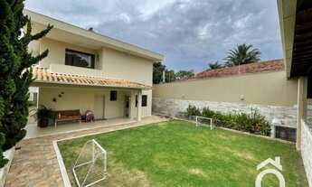 Imagem 2: Casa para venda possui 340 metros quadrados com 5 quartos em Braúnas - Belo Horizonte - MG