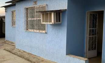 Imagem 3: Casa comercial ou residencial no centro da cidade ocidental perto da principal