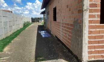 Imagem 2: Edícula para Venda em Araras, Jardim São João, 3 dormitórios, 1 suíte, 4 banheiros, 5 vaga