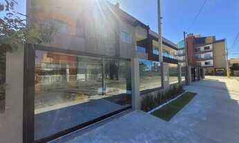 Imagem: Sobrado na quadra do mar Balneário Santa