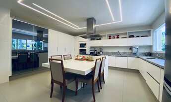 Imagem 4: Casa em Alphaville I com 5