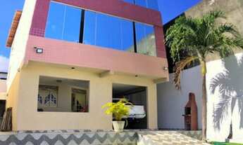 Imagem: Sobrado para venda tem 323 m² com 6 qtos