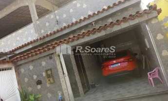 Imagem 2: CASA DE VILA, COM QUATRO QUARTOS, SENDO DUAS SUÍTES, EM REALENGO, ESTRADA SÃO PEDRO DE AL