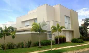 Imagem: Casa de Condomínio com 3 Quartos e 5 banheiros