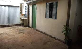 Imagem 6: Alugo casa com kitnet Arapoangas Barato