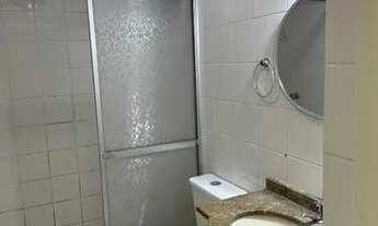 Imagem 7: Apto mobiliado de 01 dormitório com cama de casal e armário embutido, sala com mesa com ca