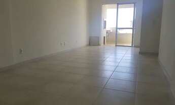 Imagem 4: S- Apartamento de 03 dormitórios com suíte vaga para três carros no Estreito Florianópolis