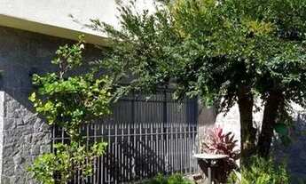 Imagem: Vendo lindo sobrado geminado com 04 dormitórios