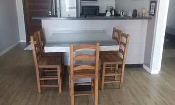 Imagem 2: Quot;Cantinho da família" casa com piscina próximo ao Parque Beto Carrero