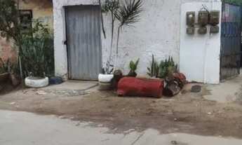 Imagem 5: Vendo ou troco Casa com 2 dormitórios