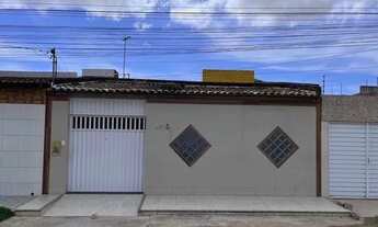 Imagem 2: Casa para venda possui 200 metros quadrados com 3 quartos em Santa Catarina - Joinville