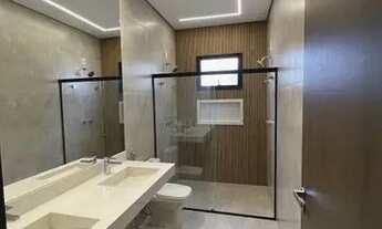 Imagem 3: Casa para venda possui 240 metros com 3 quartos em Chácara Carolina - Itu - Interior de Sã