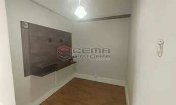 Imagem 7: Excelente Conjugado na quadra da Praia do Flamengo COM SEGURO FIANÇA GRÁTIS