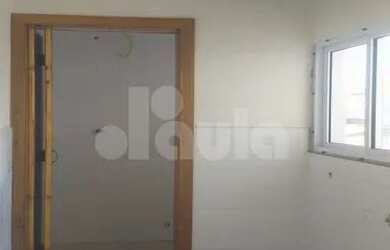 Imagem 5: Cobertura com área coberta e wc privativo na Vila Luzita em Santo André, com fino acabamen