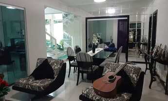 Imagem: Mansão com 5 quartos no Parque das Laranjeiras