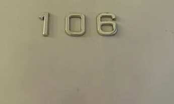 Imagem 2: Apto mobiliado de 01 dormitório com cama de casal e armário embutido, sala com mesa com ca