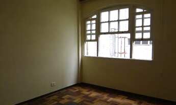 Imagem 2: Quarto para mulheres estudantes no Batel