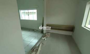 Imagem 5: Casa comercial com 6 salas disponível para locação no bairro Centro em Uberlândia-MG